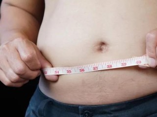 奇迹与挑战，13岁女孩两个月暴瘦30斤背后的真相——确诊糖尿病